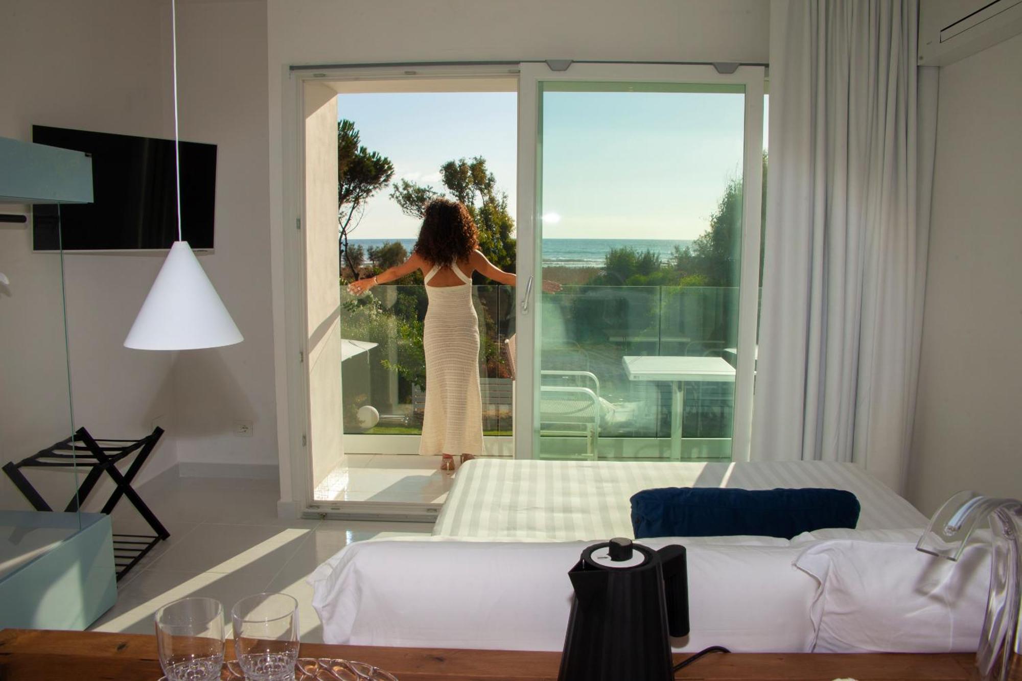 Aquamaris Design Suite & Spa Paestum Esterno foto
