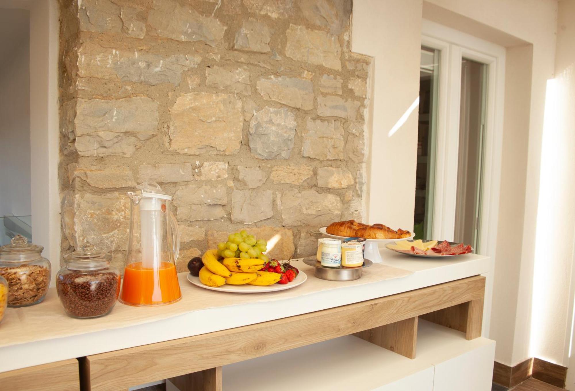 Aquamaris Design Suite & Spa Paestum Esterno foto