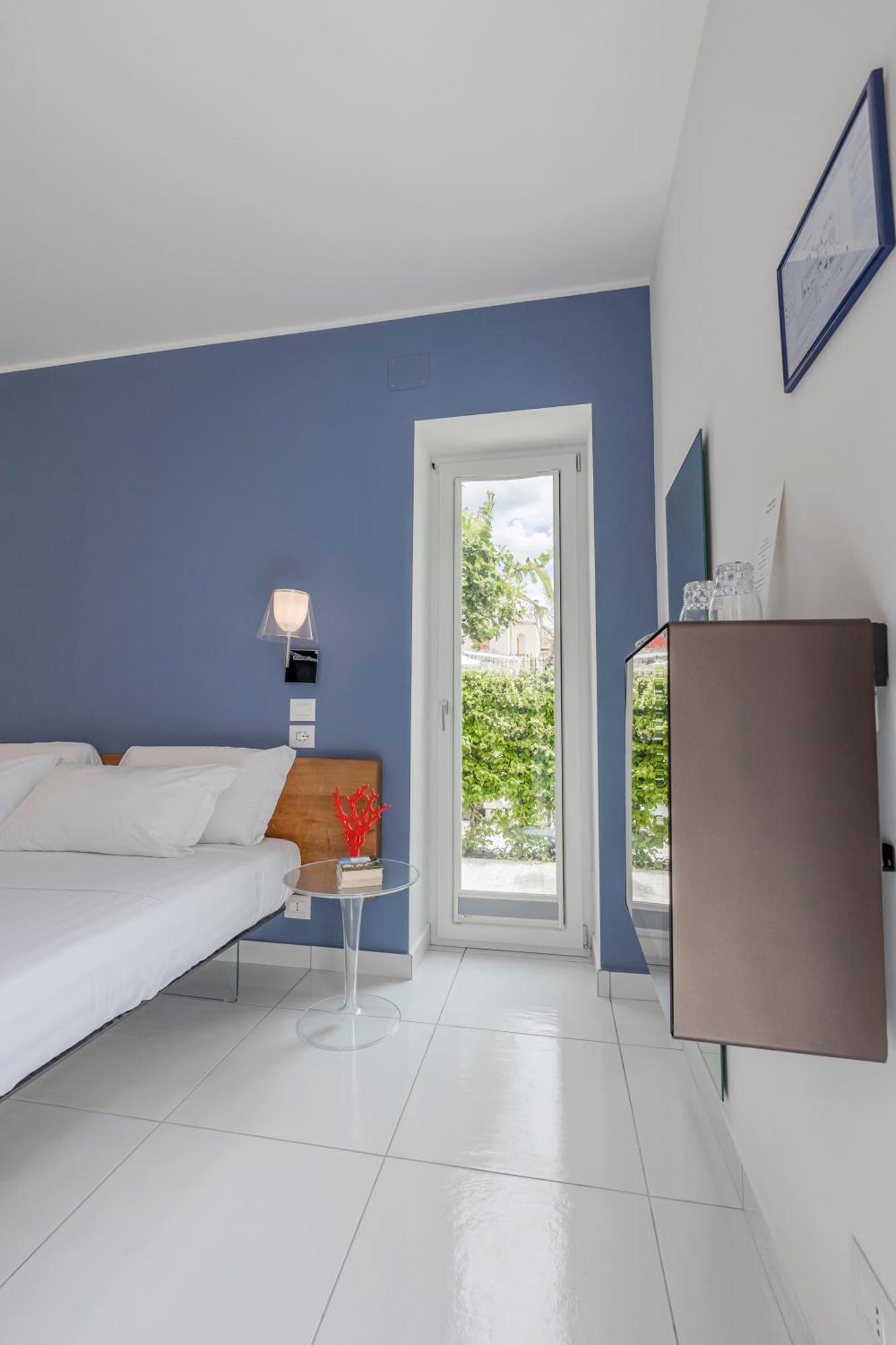 Aquamaris Design Suite & Spa Paestum Esterno foto